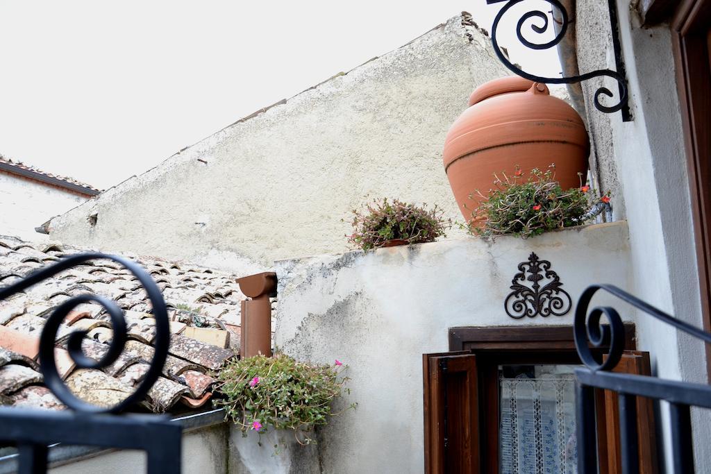 La Casa Del Pittore Di Petralia Petralia Soprana Kültér fotó