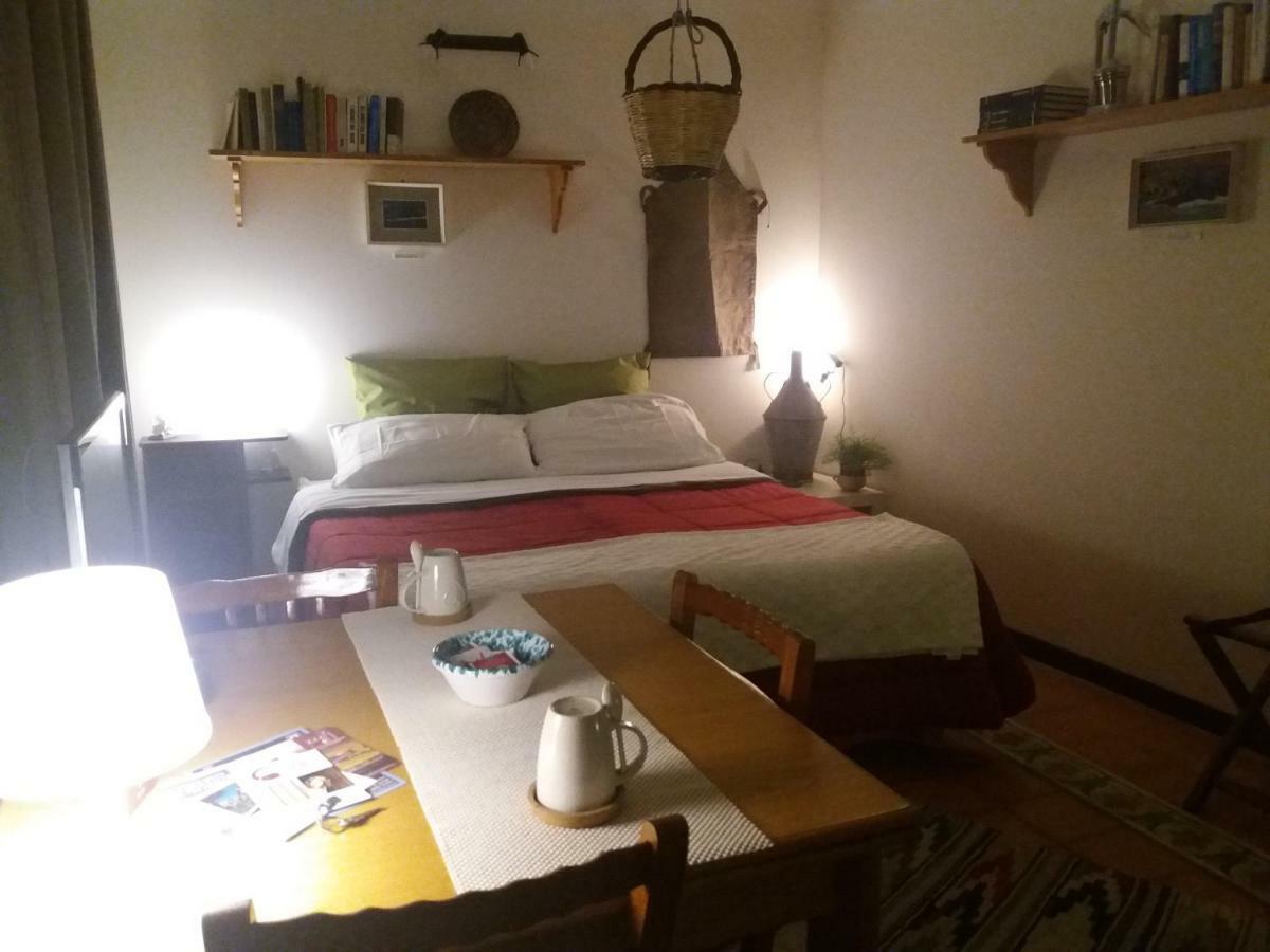 La Casa Del Pittore Di Petralia Petralia Soprana Kültér fotó